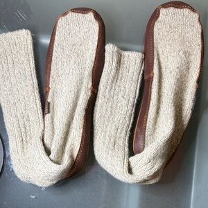 Acorn Brown and Cream with Cloud Cushion Slippers/Loafers